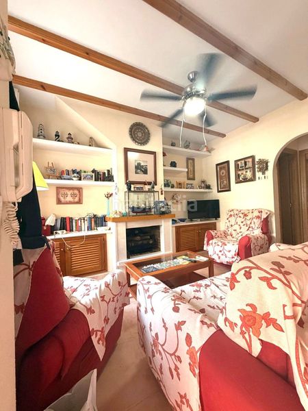 Foto c4f388af-f5eb-4f5f-8bd0-ae67fae7aff7. Tríplex a Gran Playa Santa Pola