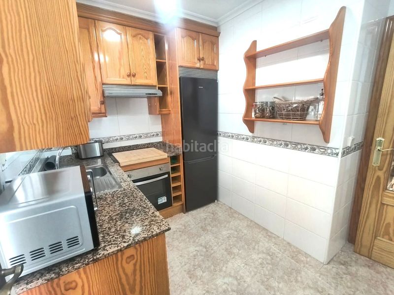 Foto 59239a40-374f-4ece-aca7-3424a38cd767. Dúplex amb calefacció piscina a Gran Playa Santa Pola