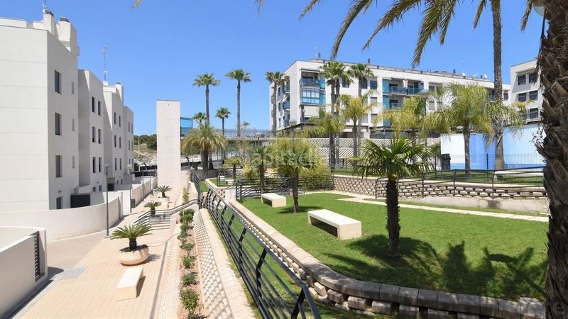 Foto a0ef2b20-2356-48c1-8a51-017b7c806c64. Apartament amb piscina a Norte Santa Pola
