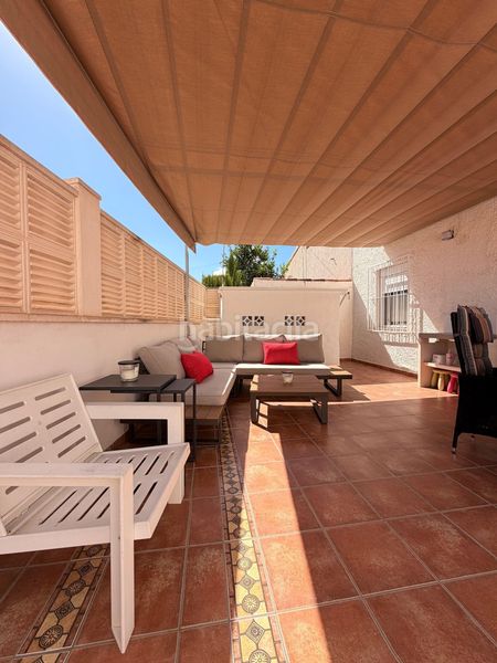 Foto cea4798a-2731-4b22-869f-f09fb82bfb23. Casa a Playa Tamarit-Playa Lissa Santa Pola