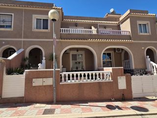 Casa a Monte y Mar