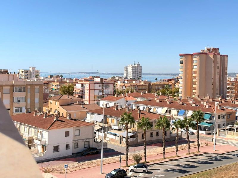 Foto 380c73d5-7f72-4d45-8077-9c896bd73e1d. Dachwohnung mit heizung in Gran Playa Santa Pola