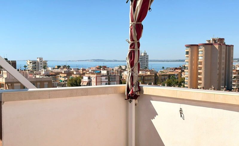 Foto 382726d0-dfc9-4ac8-a3b1-7dc0653d3eb8. Dachwohnung mit heizung in Gran Playa Santa Pola