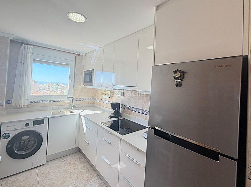 Foto 4d9b16b1-24f4-4395-821f-11a8bf9ce900. Dachwohnung mit heizung in Gran Playa Santa Pola