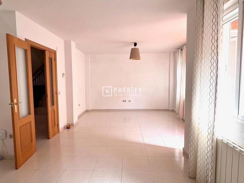 Foto a4e04d3d-6ed0-4ad8-bf3b-bc33ce9a16a1. Chalet  en venta en Ensanche, , madrid en Ensanche Alcalá de Henares
