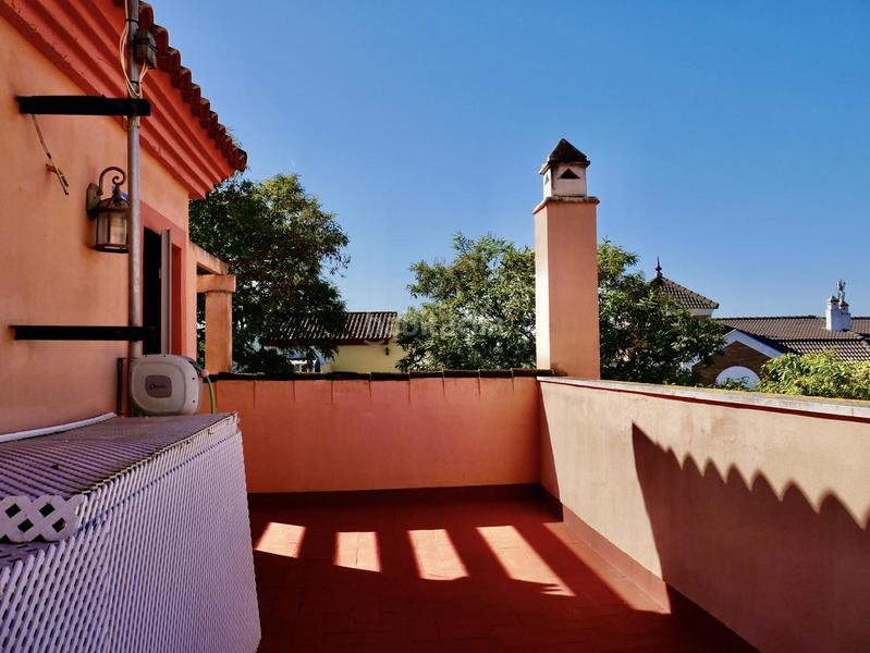 Foto 00705dba-2d26-4a52-91f7-d46bcf90fa29. Casa bifamiliare con parcheggio in Aljamar Tomares