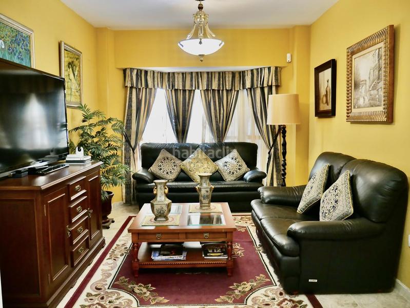 Foto 548a2018-f689-4d25-9473-7dc23a6be2db. Casa bifamiliare con parcheggio in Aljamar Tomares