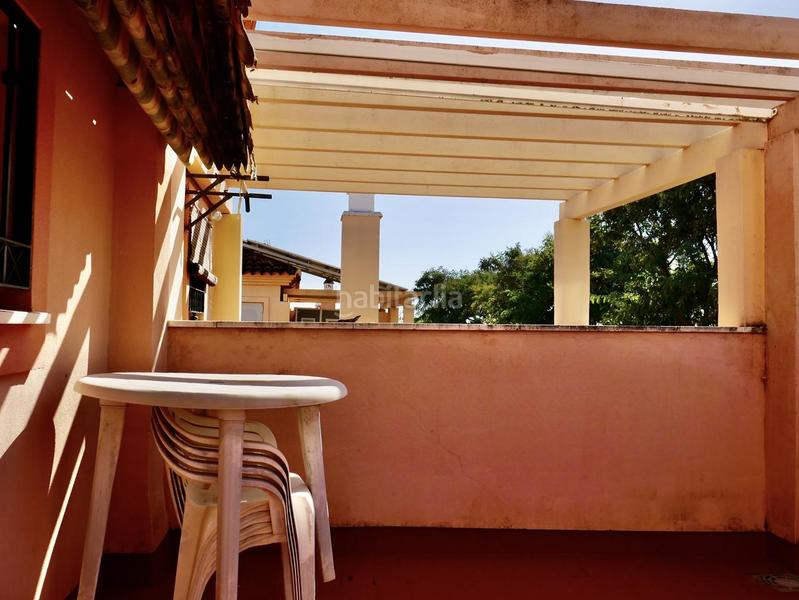 Foto a2eabd00-2559-4577-9179-7146e00eff69. Casa bifamiliare con parcheggio in Aljamar Tomares