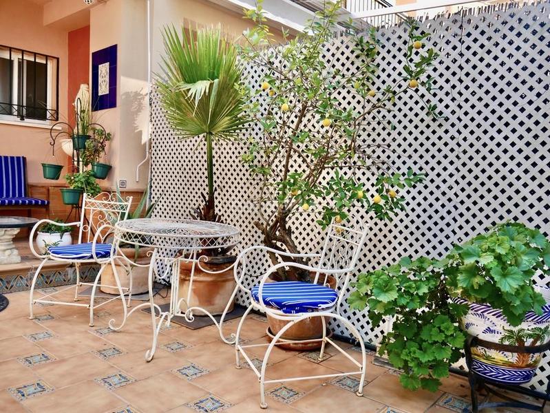 Foto cb700712-8420-40f0-b366-9295b69d879a. Casa bifamiliare con parcheggio in Aljamar Tomares