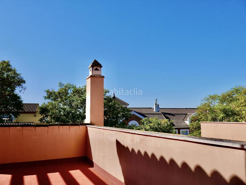 Foto e012ea03-625f-4a18-8a38-1db3aee42d10. Casa bifamiliare con parcheggio in Aljamar Tomares