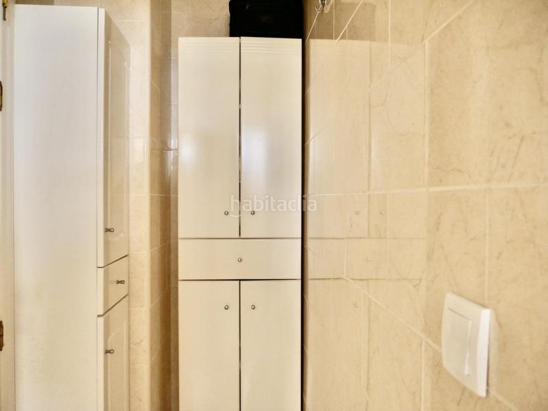 Foto e3e79677-ef8a-45d6-87e6-79ac72667b9a. Casa bifamiliare con parcheggio in Aljamar Tomares