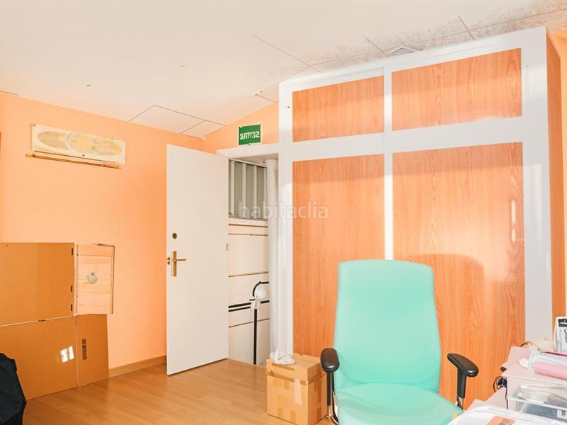 Foto 394eb37c-ae96-4825-93a9-c9203c09d57c. Nau industrial a Palmete Sevilla