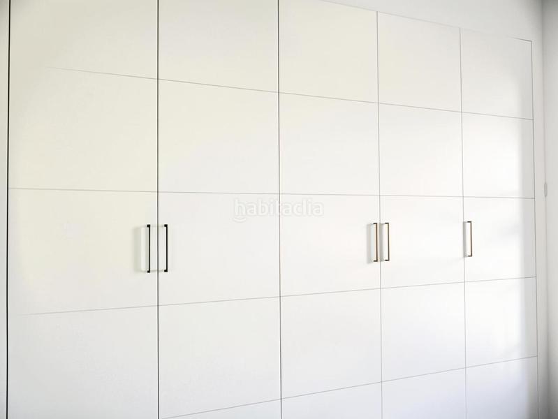 Foto 4b219d03-e4d4-4498-a1de-f5b113fbe26b. Alquiler piso  Entrenúcleos con garaje, trastero y piscina en Dos Hermanas