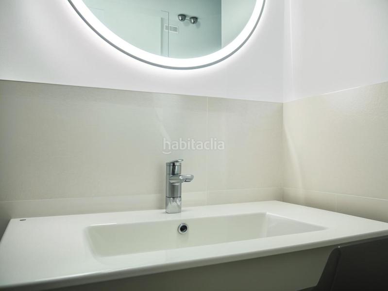 Foto 3dbf601e-f611-4108-8b58-f90a2ff7ef5a. Rent flat with heating parking pool in Entrenúcleos Dos Hermanas