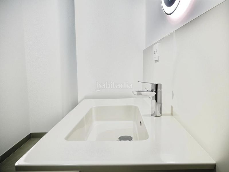 Foto 8aa504d2-d540-4bc1-bcbe-cb1c173595a7. Rent flat with heating parking pool in Entrenúcleos Dos Hermanas