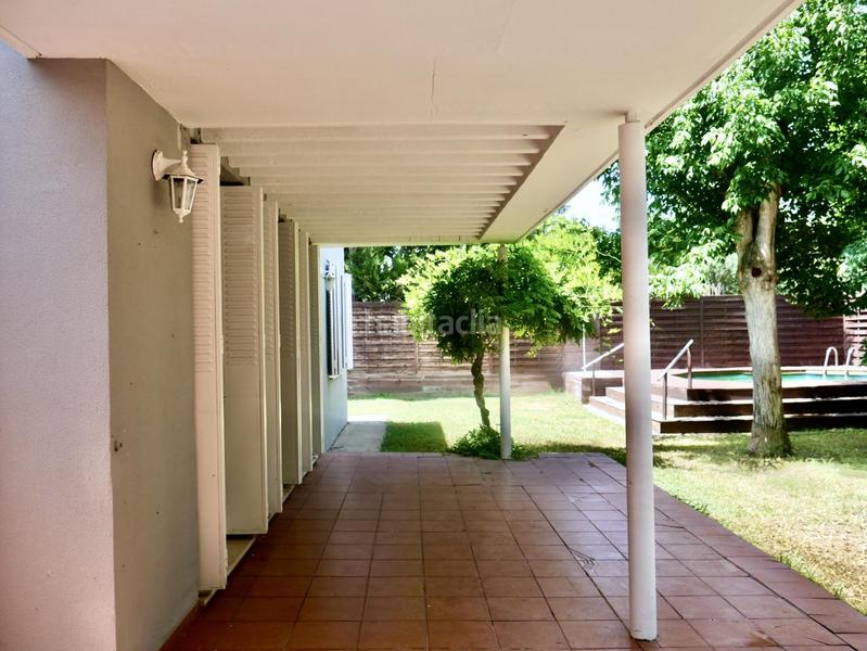Foto cbff9a5c-1bbb-44e2-8a2b-e12e3acc57bd. Casa chalet con piscina en Almensilla