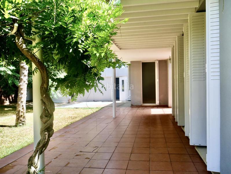 Foto cd4f0920-d68b-43d4-bce0-78b7a45586c7. Casa chalet con piscina en Almensilla