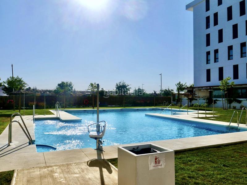 Foto 747710b4-d45d-4438-9a4a-cac0aefdb516. Location appartement avec parking piscine dans Entrenúcleos Dos Hermanas