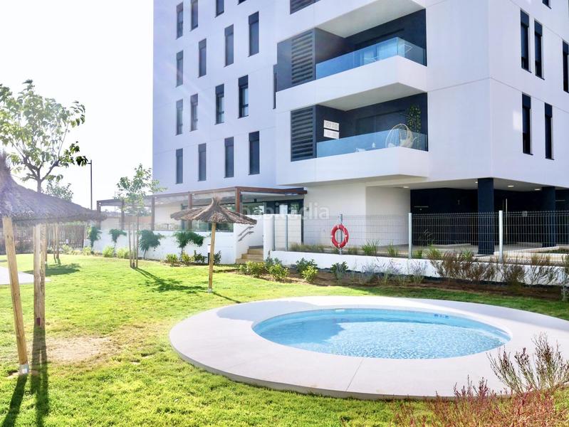 Foto 87d6836c-218d-4cb2-8639-3578aecb6c44. Location appartement avec parking piscine dans Entrenúcleos Dos Hermanas