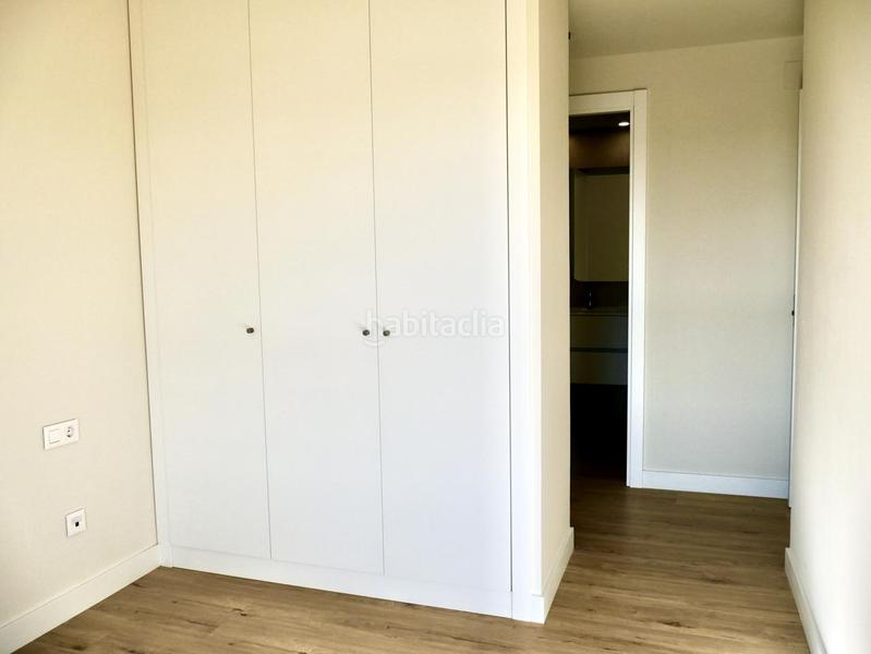 Foto 9a66c4a2-e5d4-41ba-9a6a-82d0a85149cc. Rent flat with parking pool in Entrenúcleos Dos Hermanas