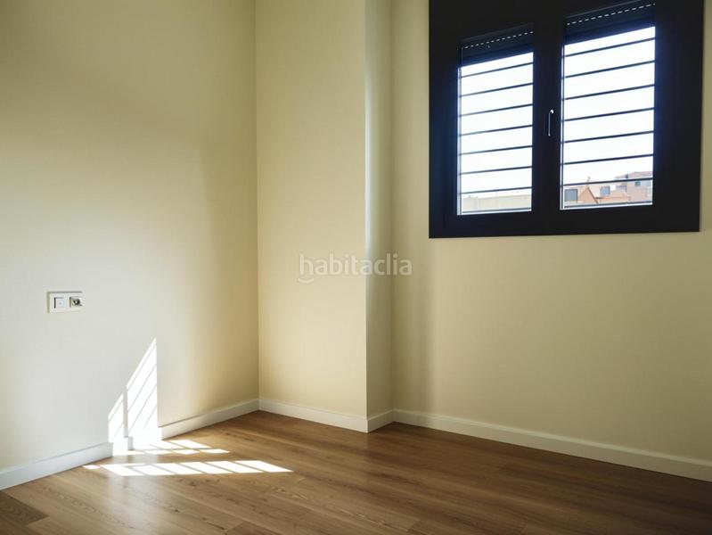 Foto 83777a26-3b2c-41e8-8a54-4c87ffed4374. Alquiler piso  alquiler con zonas comunes, garaje y trastero en Montequinto