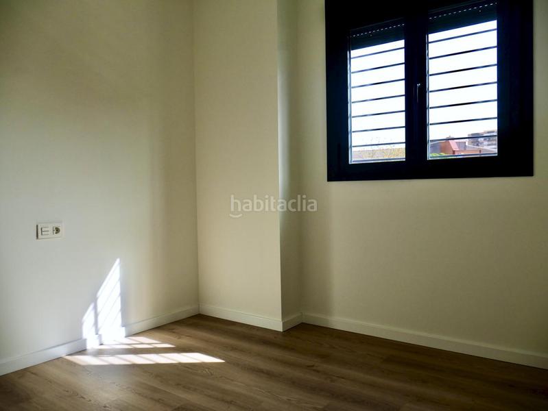 Foto 18078b33-cbcc-4158-96bc-4f456505f87f. Location appartement avec parking piscine dans Avenida de Europa Montequinto