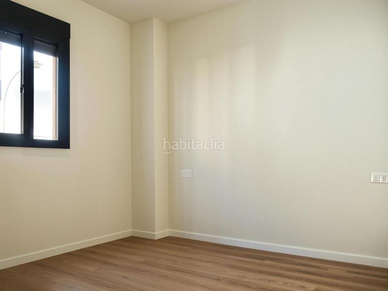 Foto 34f7749b-9803-4c43-87e7-4cb251e6bf25. Location appartement avec parking piscine dans Avenida de Europa Montequinto
