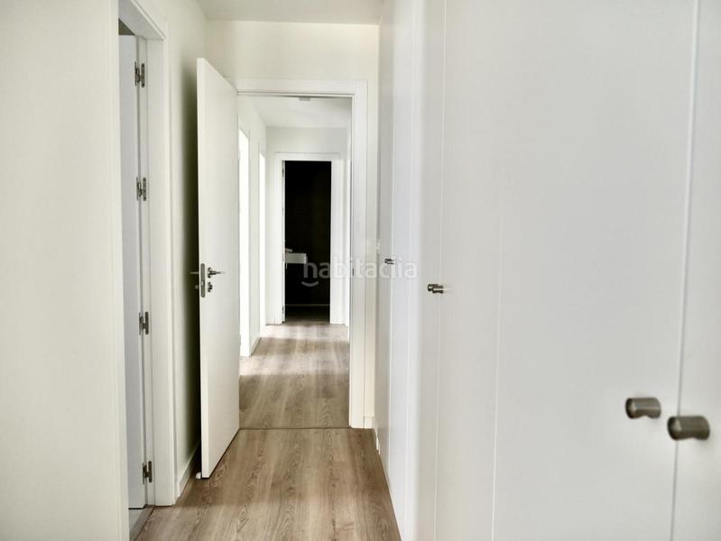 Foto 6e14b7e2-4ab7-4ef7-8b8e-827ff8100d3b. Location appartement avec parking piscine dans Avenida de Europa Montequinto