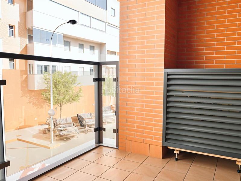 Foto 8a10aaa9-4d73-44ac-9e60-7f9d9a949824. Location appartement avec parking piscine dans Avenida de Europa Montequinto