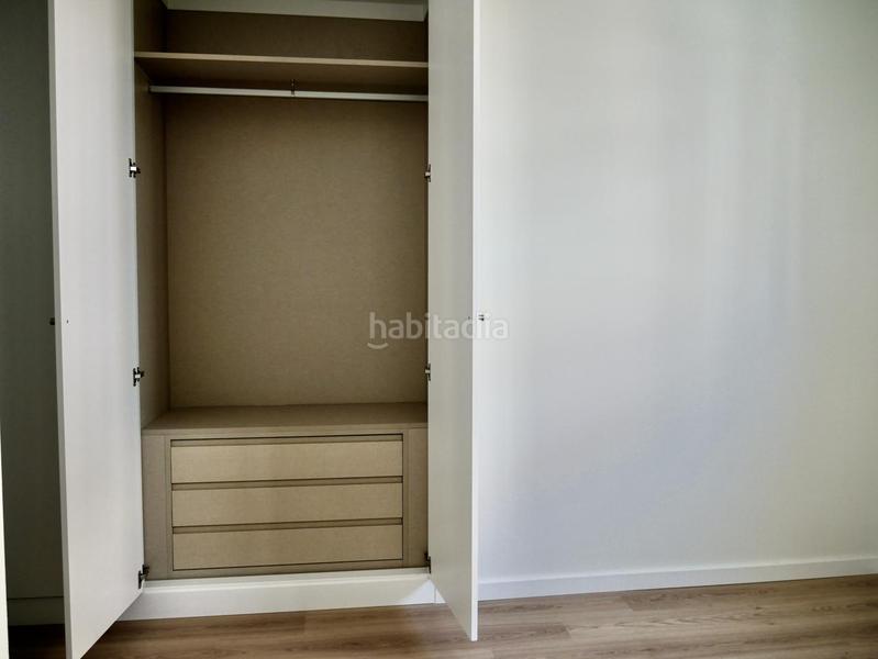 Foto 91b6b42b-2868-4fac-b0f0-f3019959460b. Location appartement avec parking piscine dans Avenida de Europa Montequinto