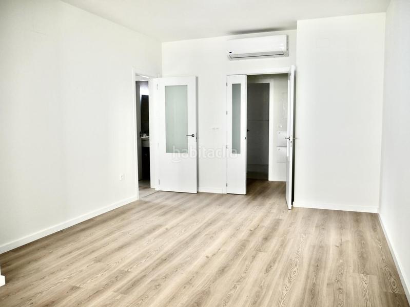 Foto cd85527c-89e7-45d6-b05e-55381432e975. Location appartement avec parking piscine dans Avenida de Europa Montequinto