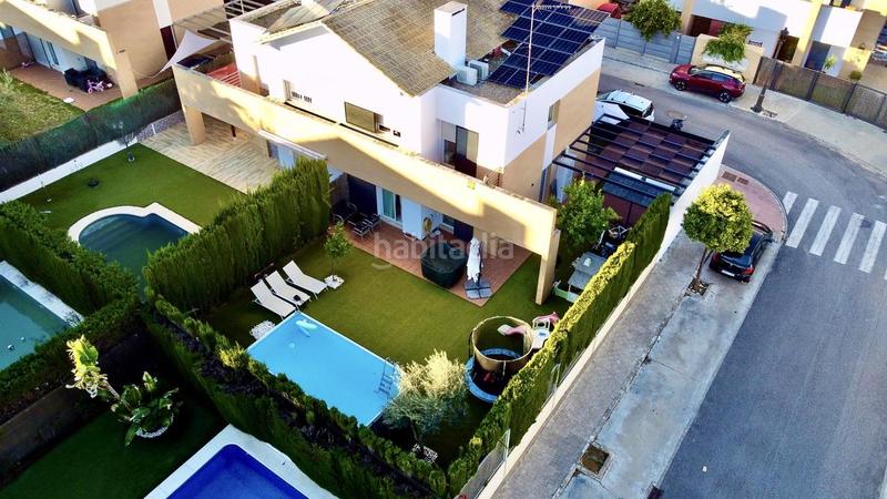 Foto 4d4c7d70-faae-408c-9e16-a9dff7a0dd19. Casa pareada chalet pareado en Loreto Espartinas