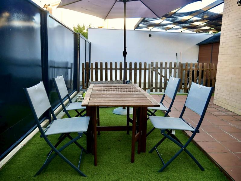 Foto 85c42bc6-4ec9-4a01-9a25-d99fe7f0d893. Casa pareada chalet pareado en Loreto Espartinas