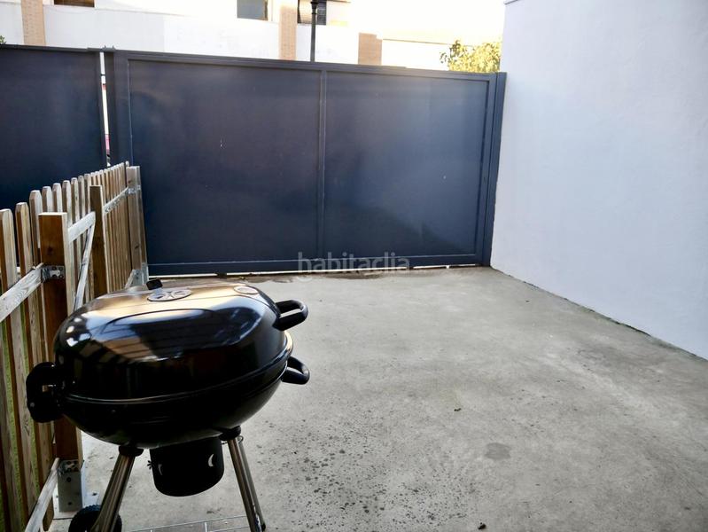 Foto b28e2bd3-fca4-4278-bf7d-ed1b2c527ce0. Casa pareada chalet pareado en Loreto Espartinas