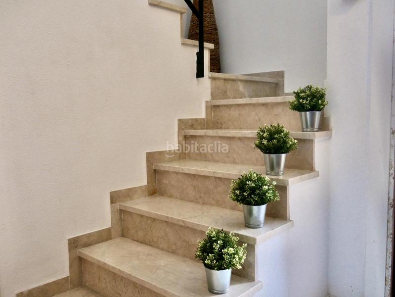 Foto b368b614-db68-4307-943f-2dc5a860138c. Casa pareada chalet pareado en Loreto Espartinas