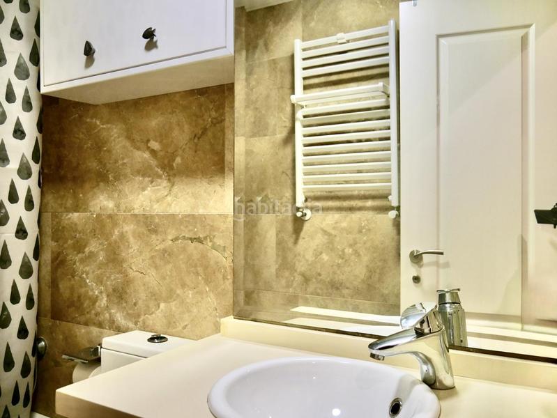 Foto 1f1f169d-c345-437d-b488-eeba1f6f7d1d. Flat with heating parking in La Calzada - La Florida Sevilla