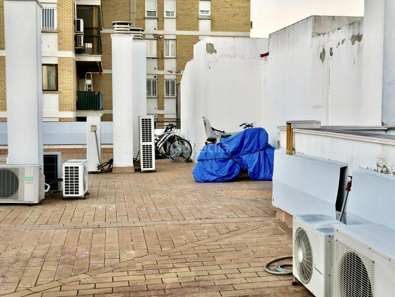 Foto 2e2091a6-71a2-4436-b345-d00598004ace. Flat with heating parking in La Calzada - La Florida Sevilla