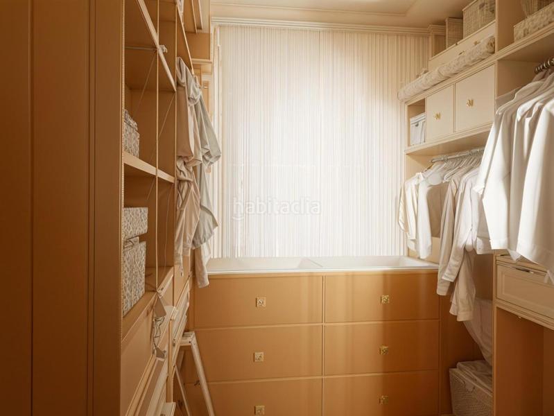 Foto 3d1035d6-982a-4c20-bcb9-ab7e11fe6fc5. Flat with heating parking in La Calzada - La Florida Sevilla