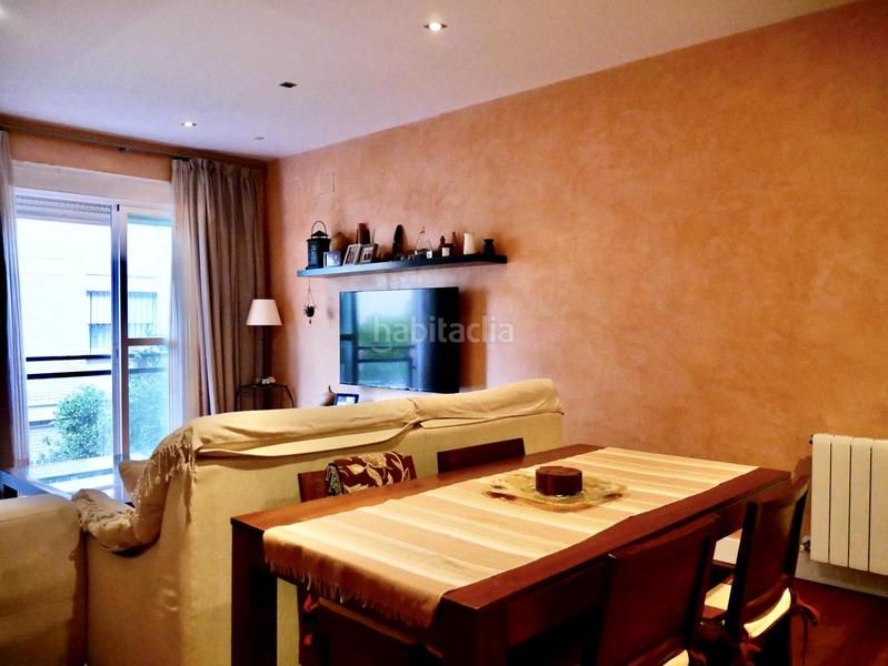 Foto 3fa26ac3-b17b-4365-9658-471b3b921898. Flat with heating parking in La Calzada - La Florida Sevilla