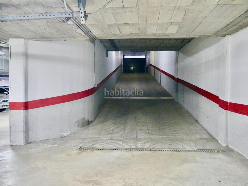 Foto 511cbb39-e19a-4264-b022-a0c475f1b56d. Flat with heating parking in La Calzada - La Florida Sevilla