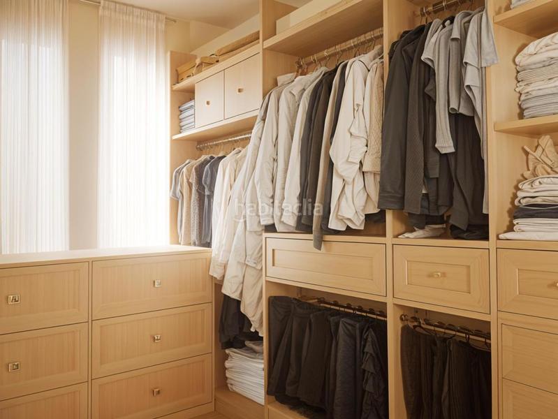 Foto bfc30fd1-eb5a-40cc-89e4-be951f766e4d. Flat with heating parking in La Calzada - La Florida Sevilla