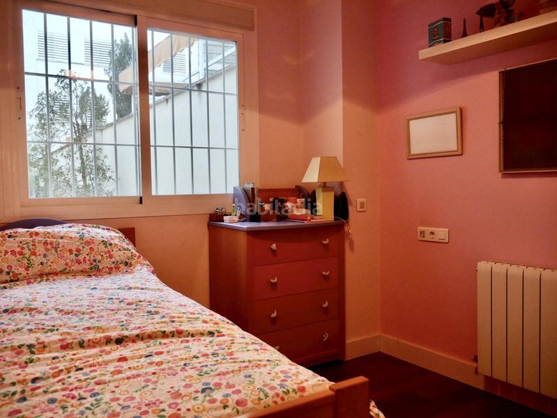 Foto e9fc7cbe-6483-4375-ae11-f78639c8f10f. Flat with heating parking in La Calzada - La Florida Sevilla