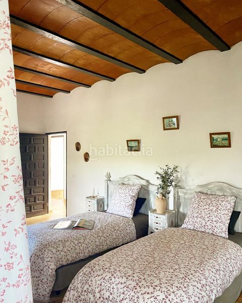 Foto 19d0a18b-f51f-4c01-b2cc-182f75284e3c. Masia amb aparcament piscina a Morón de la Frontera