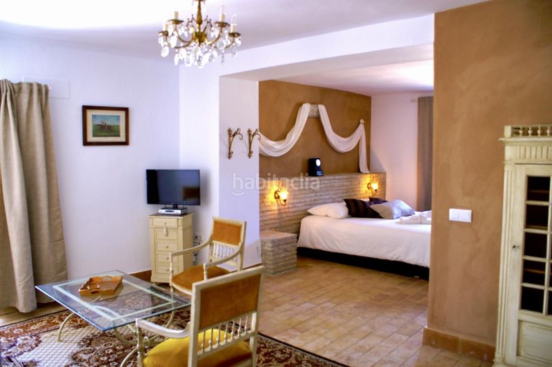 Foto 5f172471-207b-48b2-981b-c9b476f870a1. Masia amb aparcament piscina a Morón de la Frontera