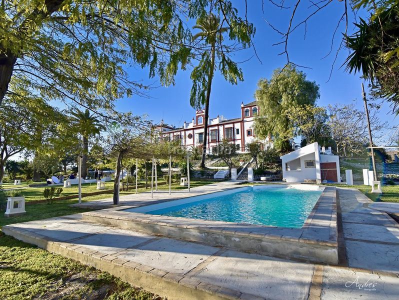 Foto 80a4e4fd-82d9-4d3c-9595-690d7da32b08. Masia amb aparcament piscina a Morón de la Frontera