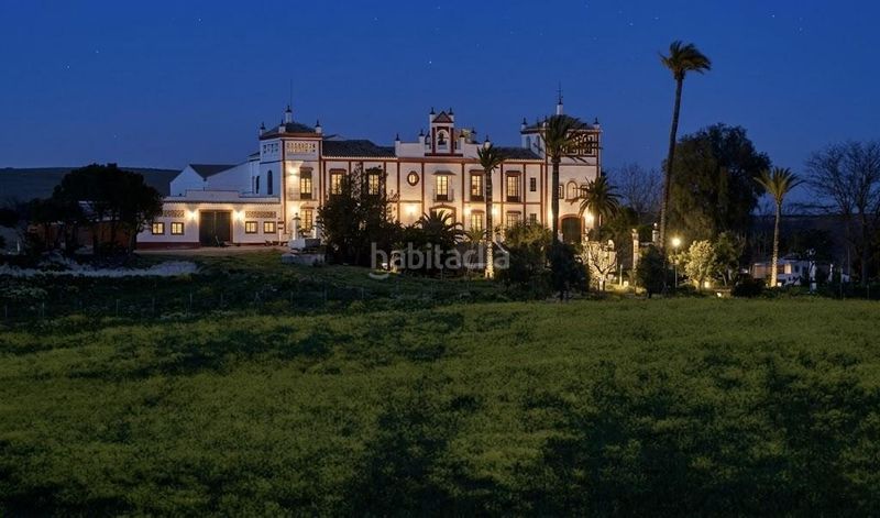 Foto 84a9e40e-a6d9-473d-b3c2-6e4010872f2a. Masia amb aparcament piscina a Morón de la Frontera