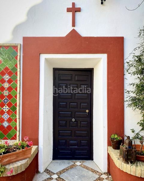 Foto c0bfff61-eb7d-43c1-af05-deffb94a7948. Masia amb aparcament piscina a Morón de la Frontera