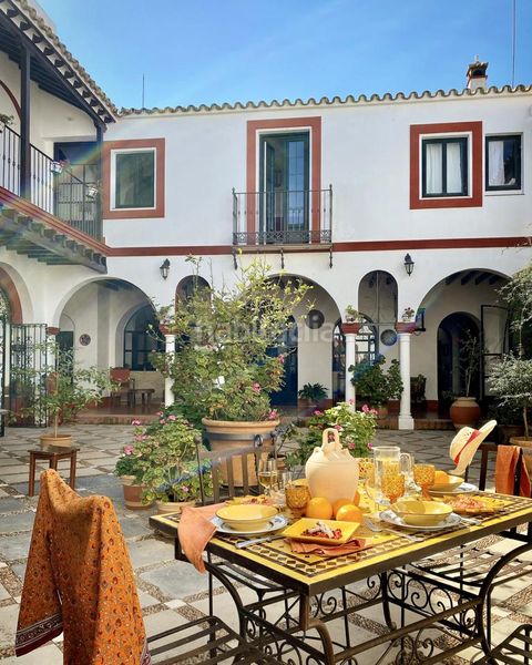 Foto cff8e3c2-8845-4da9-8840-f3cde677a7db. Masia amb aparcament piscina a Morón de la Frontera