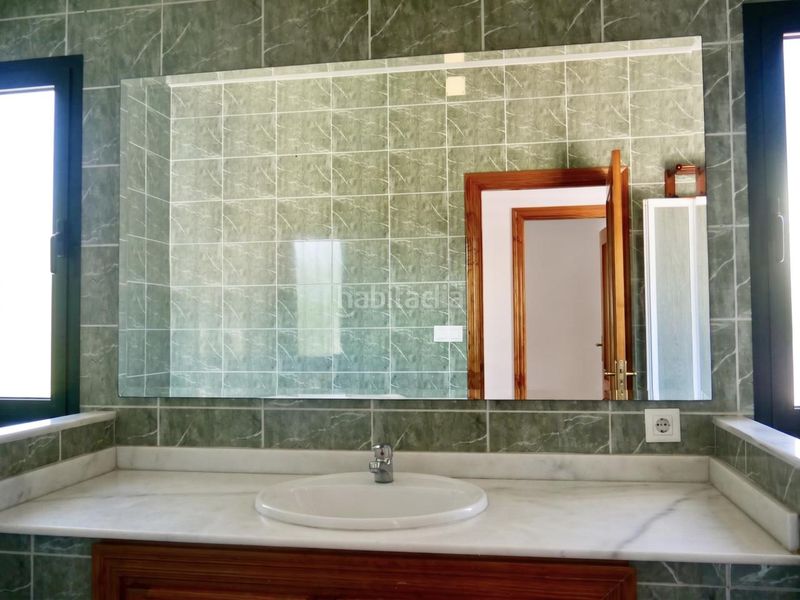 Foto 00466c99-e511-49a5-b545-0cac47fae8fb. Casa amb aparcament piscina a cerros de Montequinto Montequinto