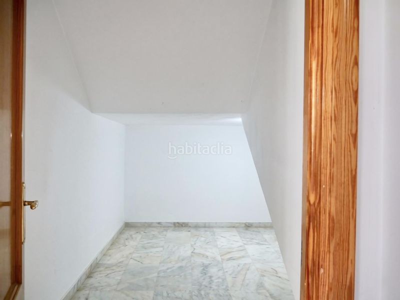 Foto 252d9fcc-9c1d-4a43-b9e0-44ff0649707e. Casa amb aparcament piscina a cerros de Montequinto Montequinto